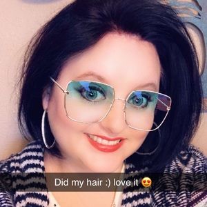 Meet your Posher, Stef